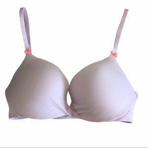 Victoria’a Secret Plunge Darling Push Up Bra